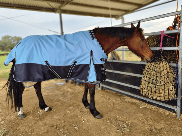 Go Horse Stormbreak Padded Rug 1200D