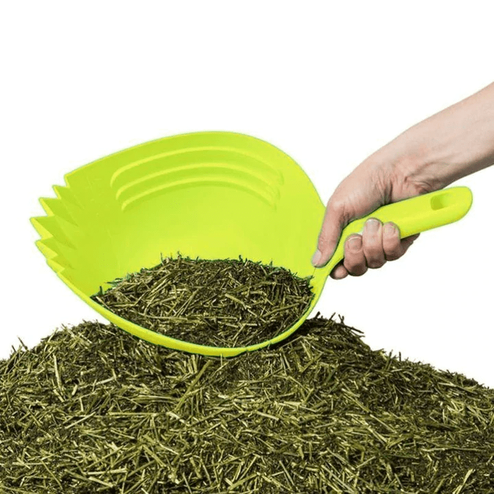 Parallax Shark SKUP Feed Scoop Yellow Horse Feeding Shark SKUP Feed Scoop